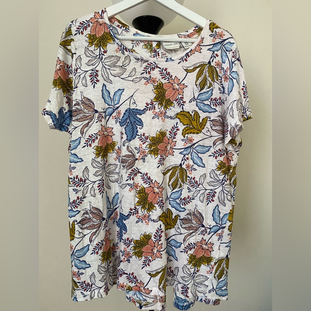 Rachel Zoe Floral Short Sleeve Tee in White with Blue, Pink & Olive size 1X